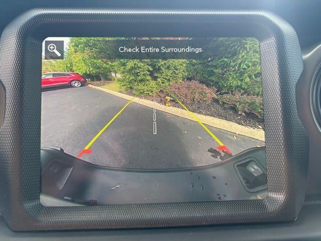 2022 Jeep Gladiator Sport