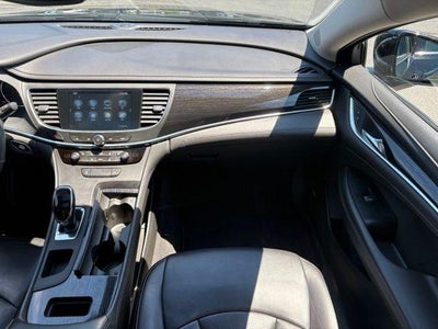 2017 Buick LaCrosse Essence