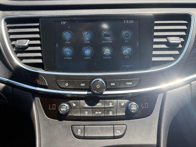 2017 Buick LaCrosse Essence