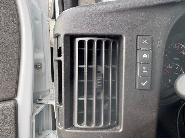 2024 Chevrolet Express Cargo 2500 Base