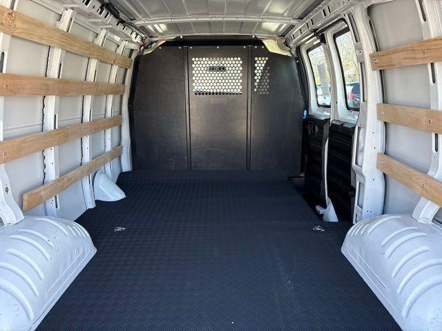 2024 Chevrolet Express Cargo 2500 Base