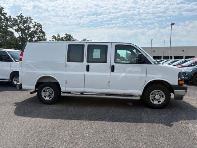 2025 Chevrolet Express Cargo Base