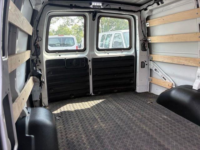 2025 Chevrolet Express Cargo Base