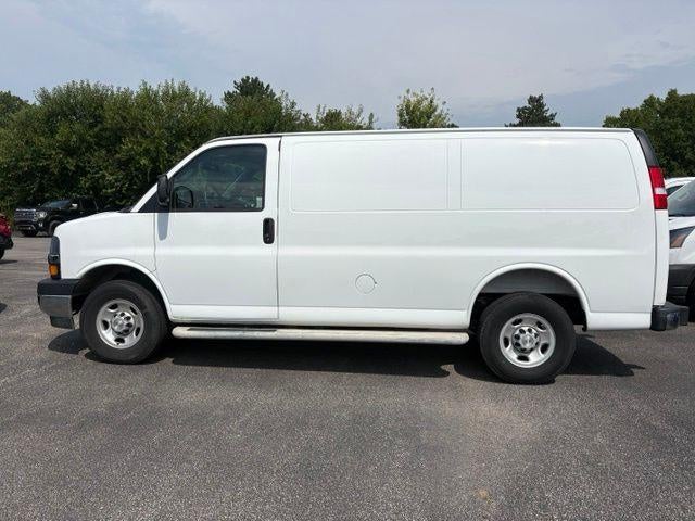 2025 Chevrolet Express Cargo Base