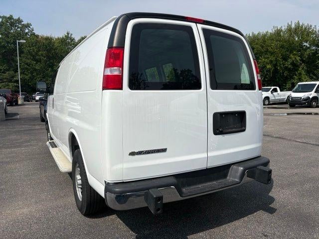 2025 Chevrolet Express Cargo Base
