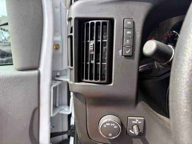 2025 Chevrolet Express Cargo Base