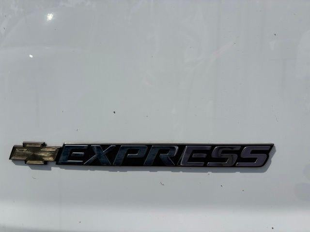 2025 Chevrolet Express Cargo Base