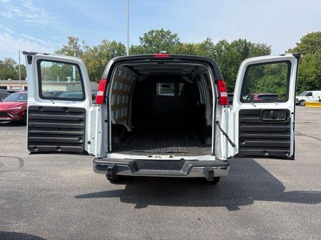 2025 Chevrolet Express Cargo Base