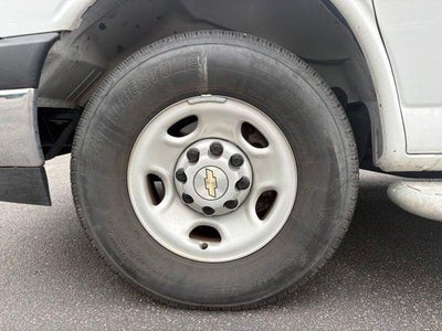 2025 Chevrolet Express Cargo Base
