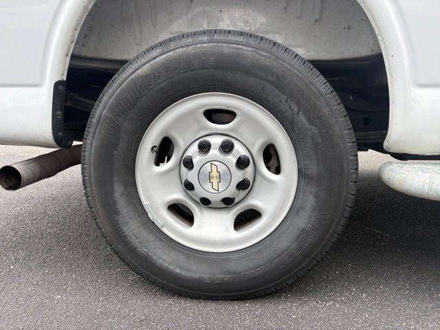 2025 Chevrolet Express Cargo Base