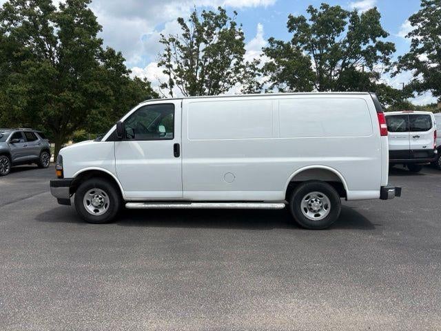 2025 Chevrolet Express Cargo Base