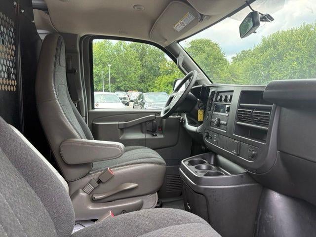2025 Chevrolet Express Cargo Base