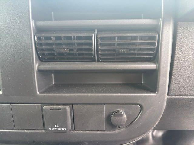 2025 Chevrolet Express Cargo Base