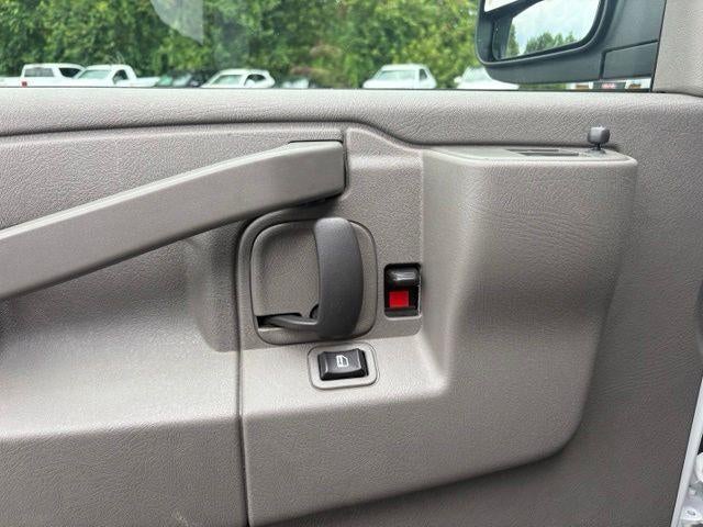 2025 Chevrolet Express Cargo Base