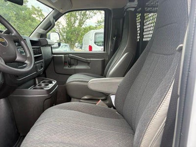 2025 Chevrolet Express Cargo Base