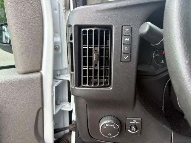 2025 Chevrolet Express Cargo Base