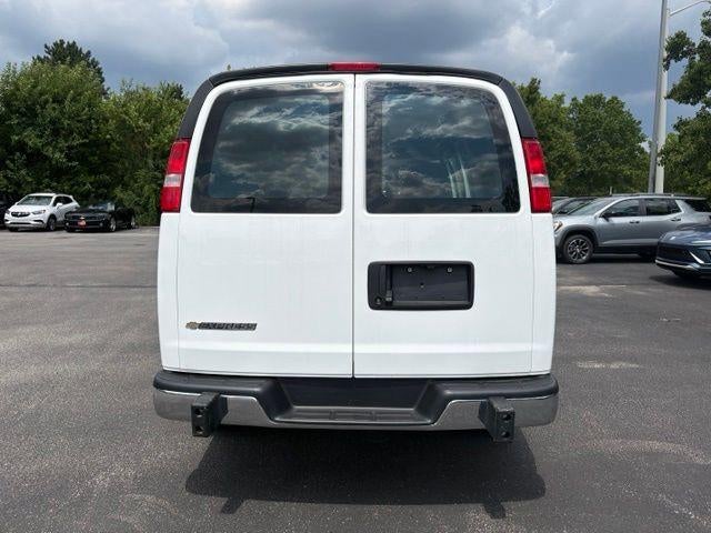 2025 Chevrolet Express Cargo Base