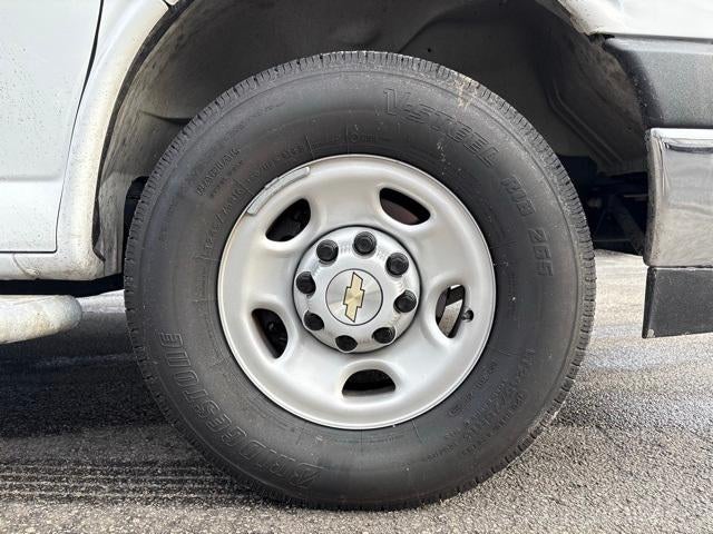 2024 Chevrolet Express Cargo 2500 Base