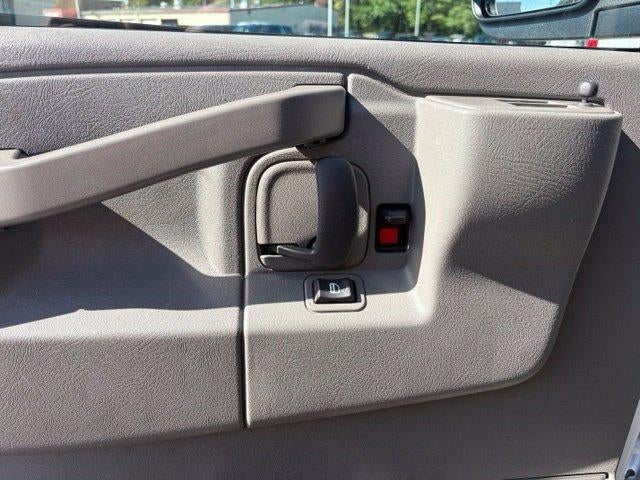 2025 Chevrolet Express Cargo Base