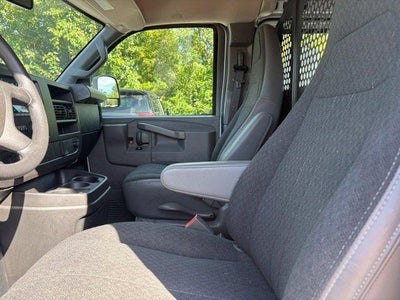 2025 Chevrolet Express Cargo Base