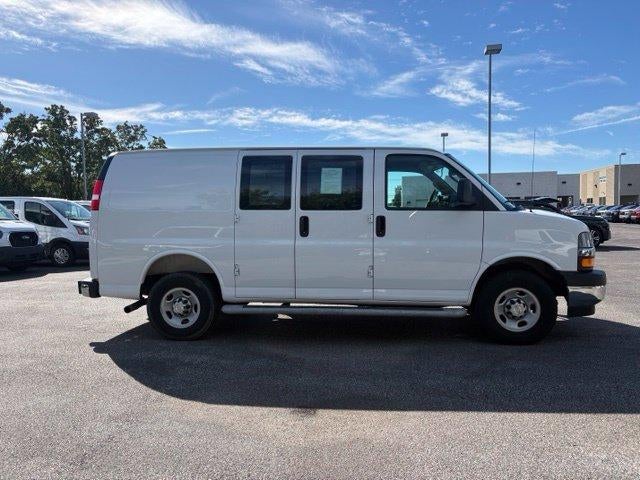 2025 Chevrolet Express Cargo Base