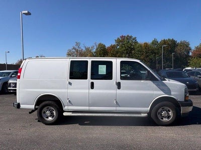 2025 Chevrolet Express Cargo Base