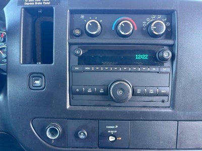2025 Chevrolet Express Cargo Base