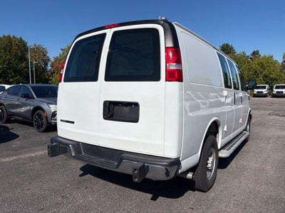 2025 Chevrolet Express Cargo Base