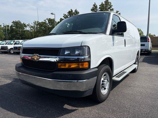 2025 Chevrolet Express Cargo Base
