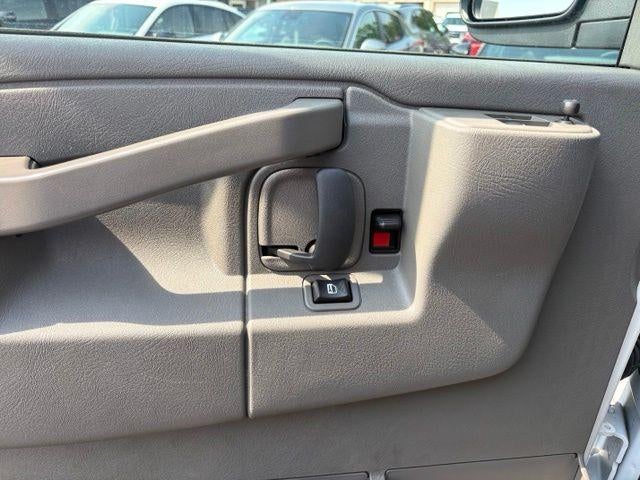 2025 Chevrolet Express Cargo Base