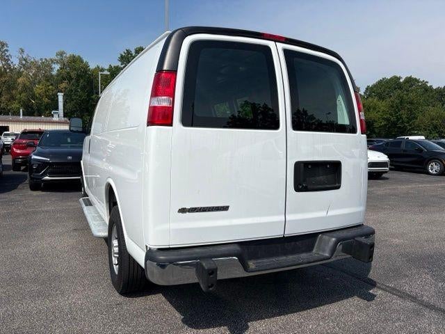 2025 Chevrolet Express Cargo Base