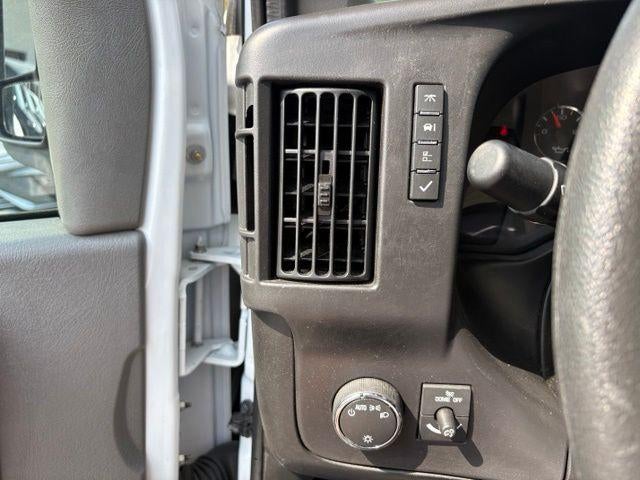 2025 Chevrolet Express Cargo Base