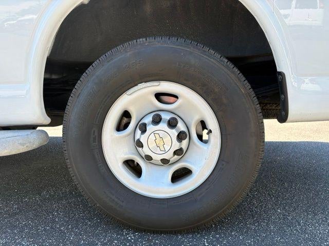 2024 Chevrolet Express Cargo 2500 Base