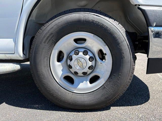 2024 Chevrolet Express Cargo 2500 Base