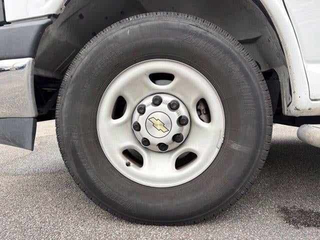 2025 Chevrolet Express Cargo Base