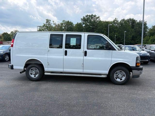 2025 Chevrolet Express Cargo Base