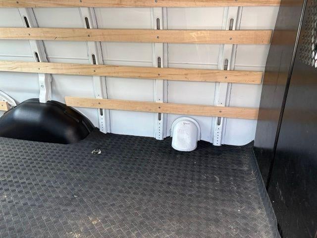 2025 Chevrolet Express Cargo Base