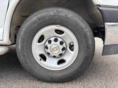 2025 Chevrolet Express Cargo Base