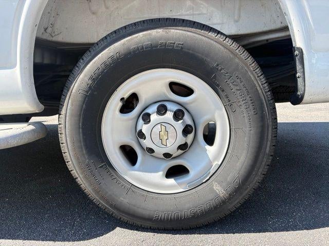 2025 Chevrolet Express Cargo Base