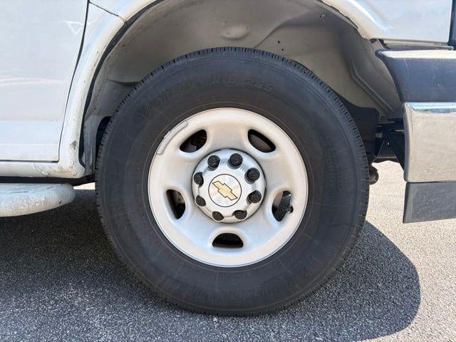 2025 Chevrolet Express Cargo Base