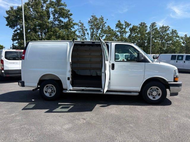 2025 Chevrolet Express Cargo Base