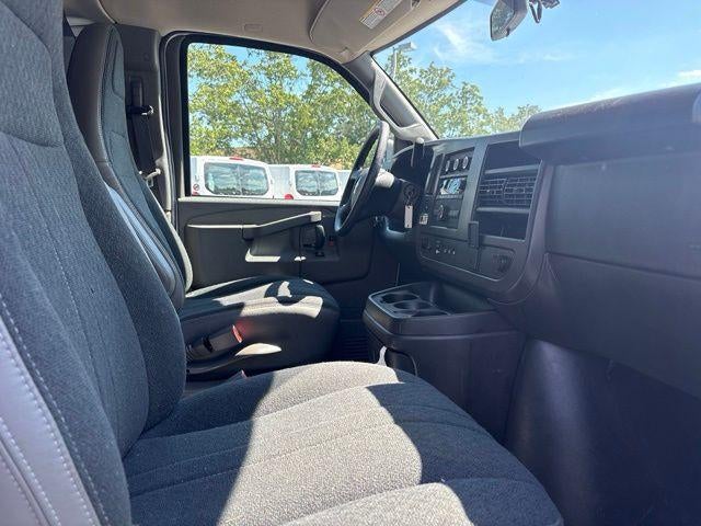 2025 Chevrolet Express Cargo Base