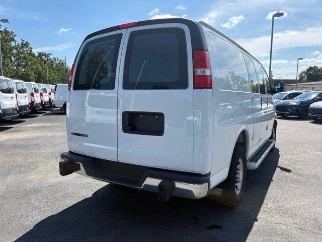 2025 Chevrolet Express Cargo Base