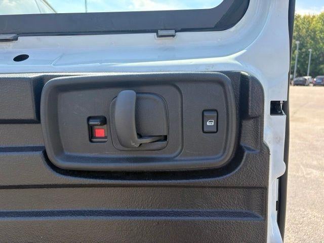 2025 Chevrolet Express Cargo Base