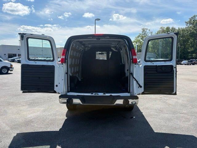 2025 Chevrolet Express Cargo Base