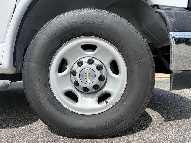 2024 Chevrolet Express Cargo 2500 Base