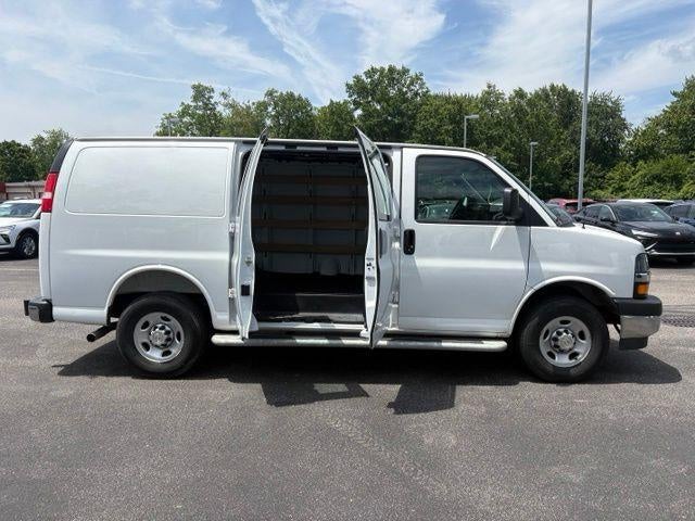 2025 Chevrolet Express Cargo Base