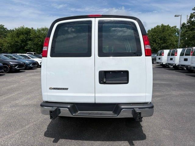 2025 Chevrolet Express Cargo Base