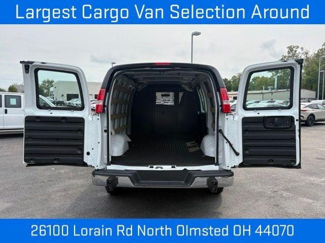 2025 Chevrolet Express Cargo Base