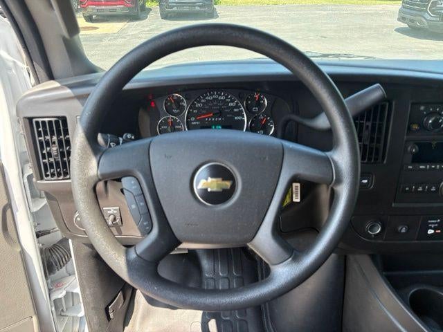 2025 Chevrolet Express Cargo Base